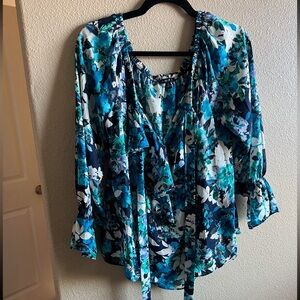 Sami & Jo Blue and White Floral Blouse size XL